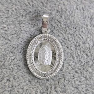 Medalla Virgen Guadalupe 925 Mex. Sterling Silver Virgin Pendant Charm Oval